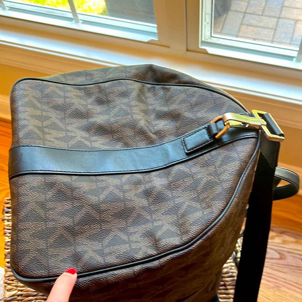 Michael Kors Jet Set Travel Duffle - Picture 4 of 8